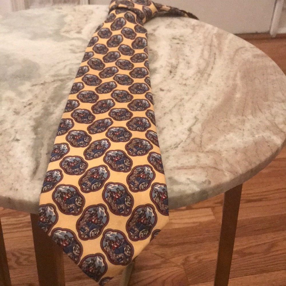 Yellow necktie